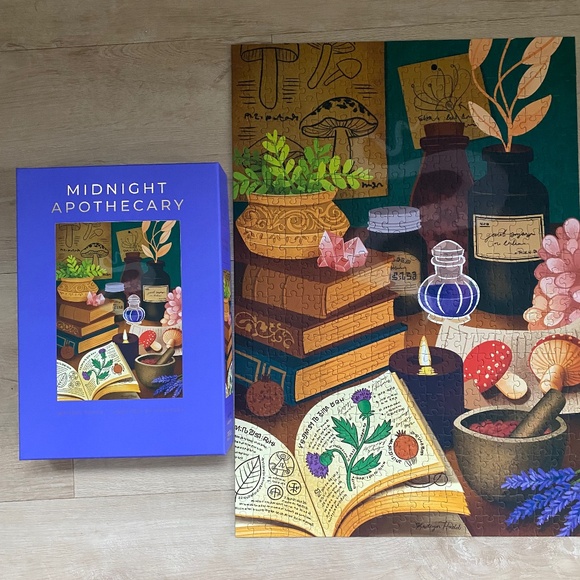 Puzzles! Hobbry x 2, Professor Puzzle x1 - Picture 6 of 7